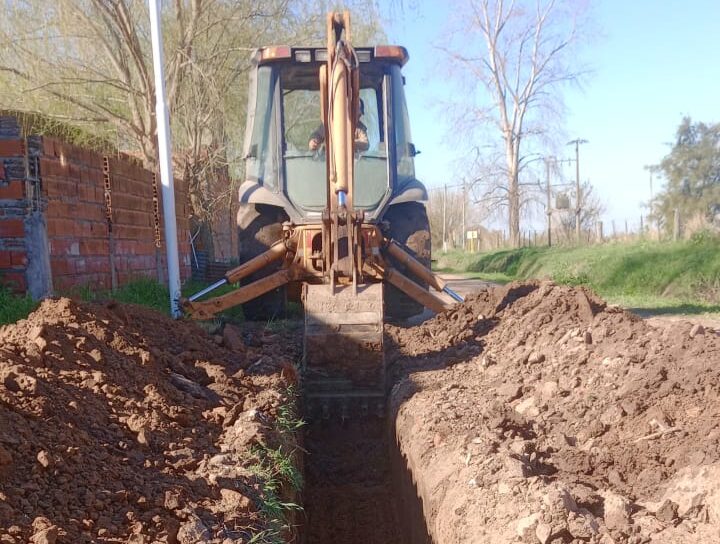Junto a la Comuna de Maciel realizamos obras de ampliacion en barrio Mexico